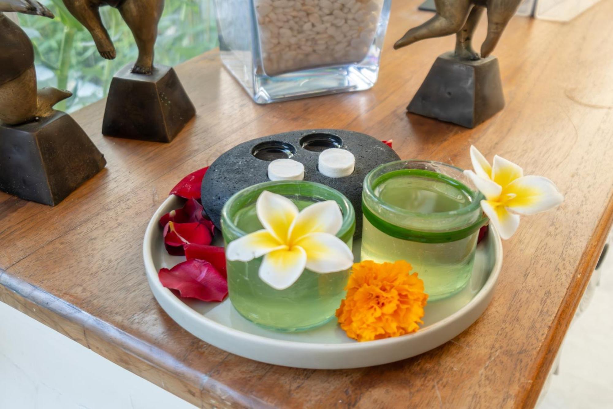 Aleva Villa Seminyak By Ini Vie Hospitality Ngoại thất bức ảnh