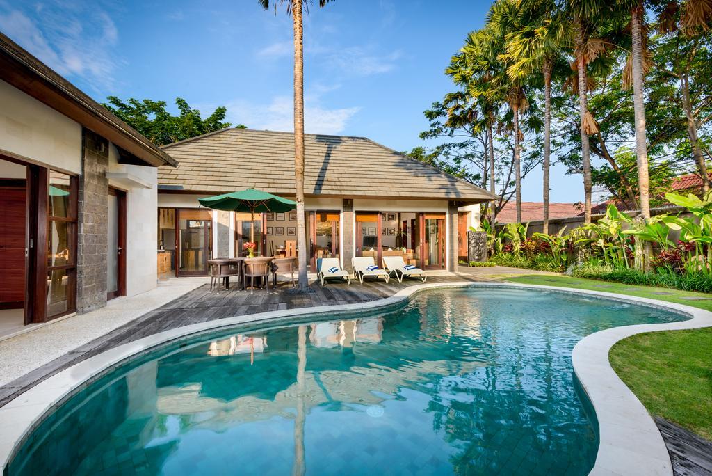 Aleva Villa Seminyak By Ini Vie Hospitality Ngoại thất bức ảnh
